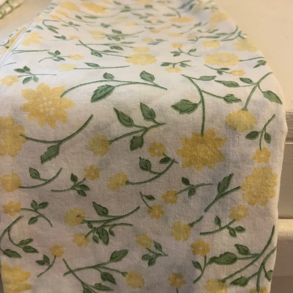 Martha Stewart Set of 4 pillow Cases